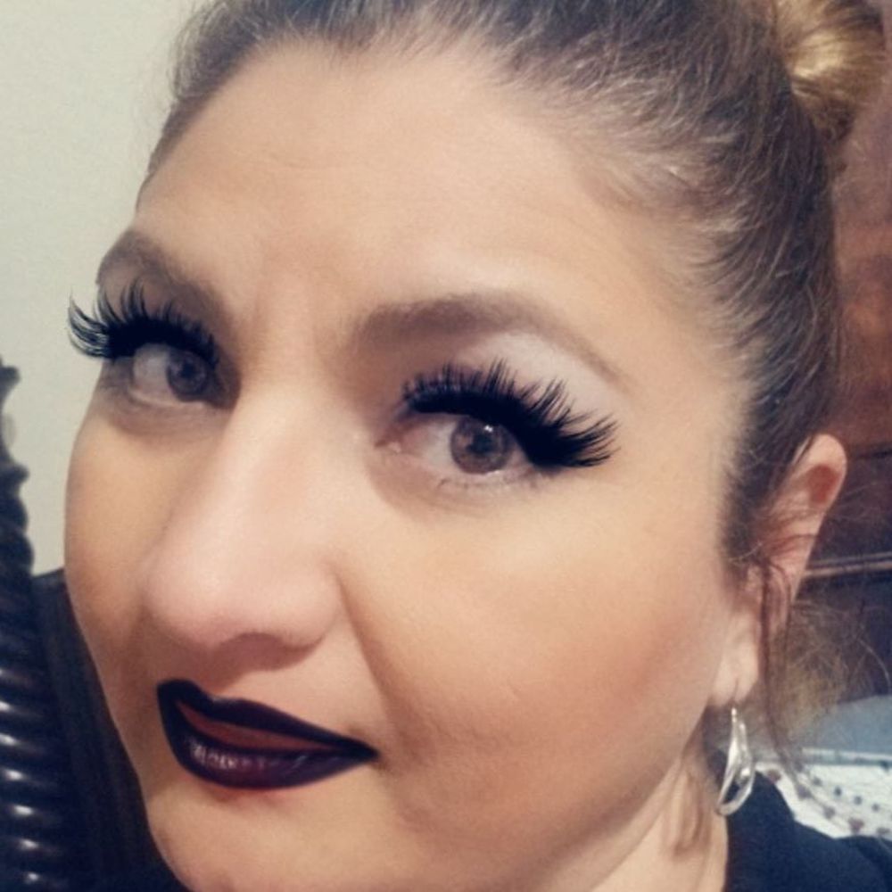 Meet your Posher, Cristina